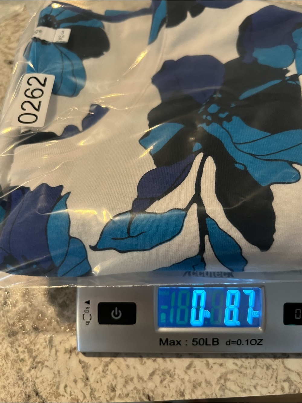 Chico's White Tee with Blue Floral Print Size 3 (XL) - Picture 10 of 10